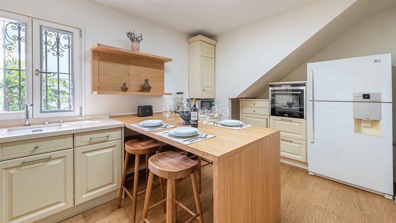 Foto f9d43881-8e2b-4046-a53f-6058de1b4b37. Casa adossada a La Carolina - Guadalpín Marbella