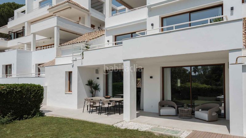 Foto 7a7ac43b-8046-4447-933d-a7b5c53b2ab8. Apartament amb aparcament piscina a Los Naranjos Marbella