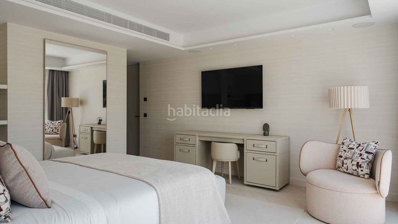 Foto cce2a0d0-5a75-47db-b197-f5b1344a3506. Apartament amb aparcament piscina a Los Naranjos Marbella