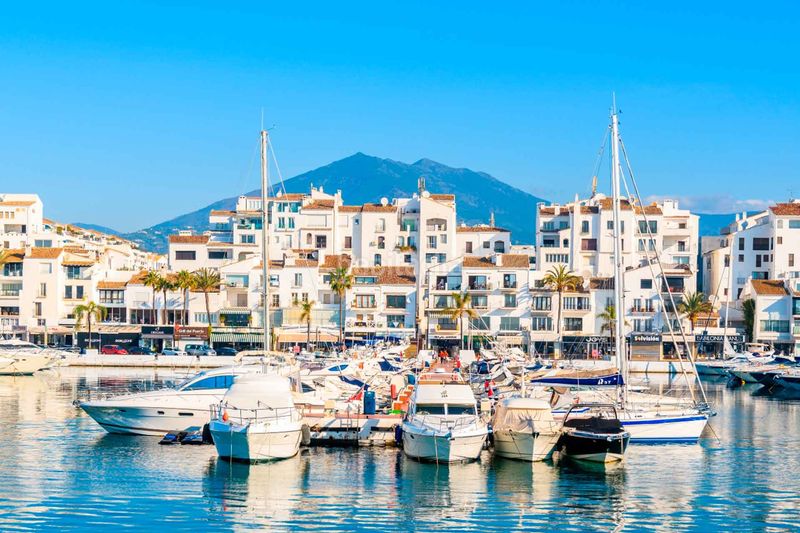 Foto aa8aad1f-30dc-4e20-ba2c-8ec4f48959a1. Àtic amb aparcament piscina a Playa de la Fontanilla Marbella