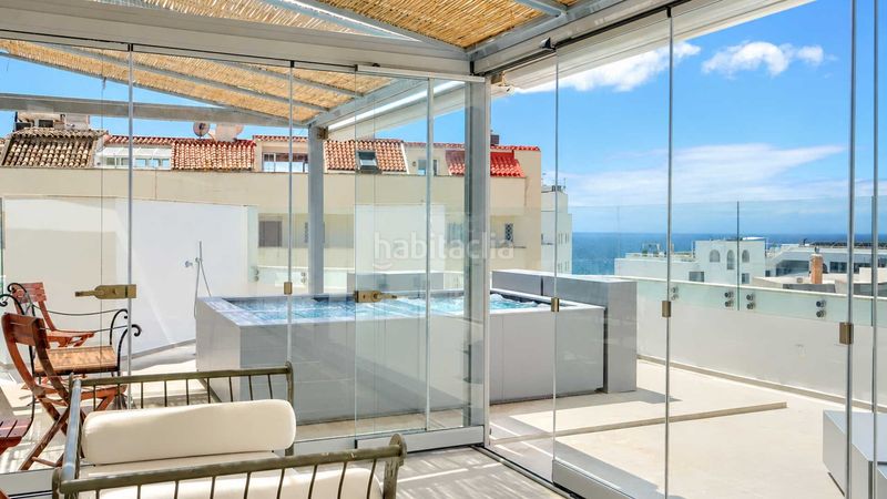 Foto f7e66c2a-c92f-4f94-a477-67df441c5083. Àtic amb aparcament piscina a Playa de la Fontanilla Marbella