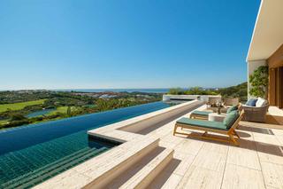 Casa a Casares Golf - Casares del Sol. Villa en finca cortesín con vistas panorámicas al mar en casares