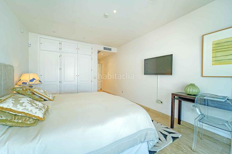 Foto 27972308-8739-451e-a07a-112edc99ebe4. Ático  en rio real a la venta en Río Real Marbella