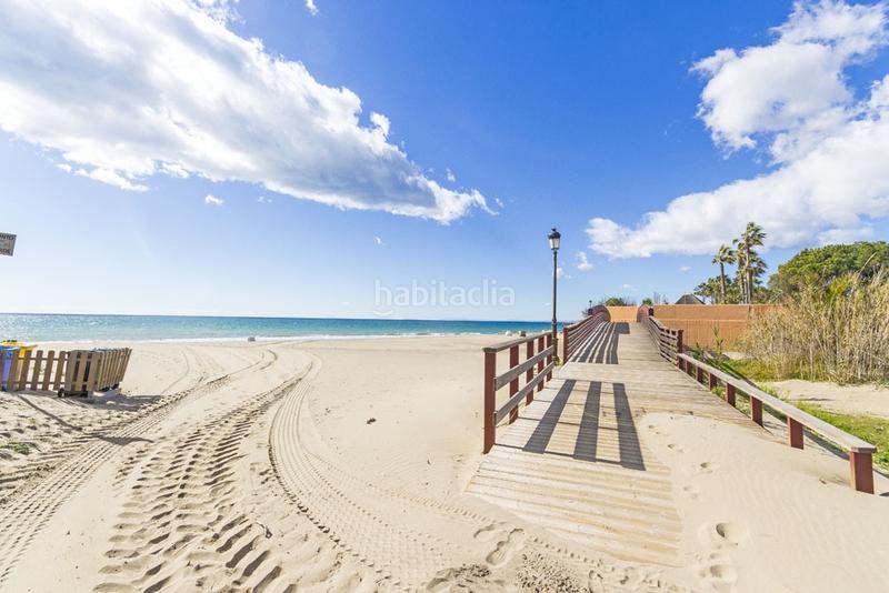 Foto 5f012c46-b712-4376-a6a6-a613ed73f950. Ático  en rio real a la venta en Río Real Marbella