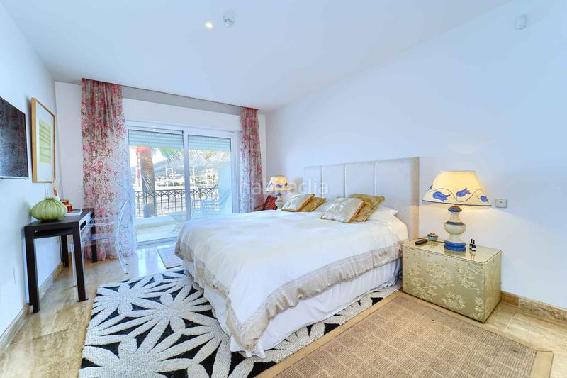 Foto 6b2d015e-ffeb-4b39-adae-1736ea6fc36c. Ático  en rio real a la venta en Río Real Marbella