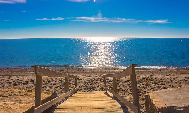 Foto da480a1a-f6f1-4aad-a6b6-3dfd4f866c7a. Ático  en rio real a la venta en Río Real Marbella