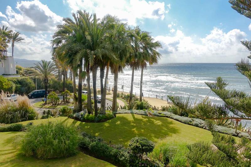Foto 74ba7b76-cdcf-4500-90a3-6598d9c3c7f4. Apartamento  completamente renovado en marina Puente Romano en venta en Marbella