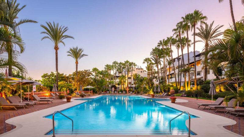 Foto c868162f-e8bb-4de2-a2e2-07c66f69e0c4. Apartamento  completamente renovado en marina Puente Romano en venta en Marbella