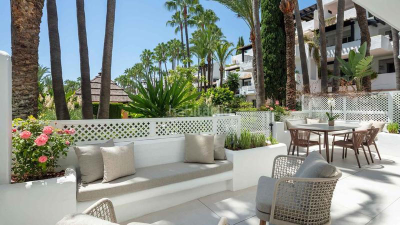 Foto e474dc13-5991-4677-a9d3-663afe6e9f5a. Apartamento  completamente renovado en marina Puente Romano en venta en Marbella