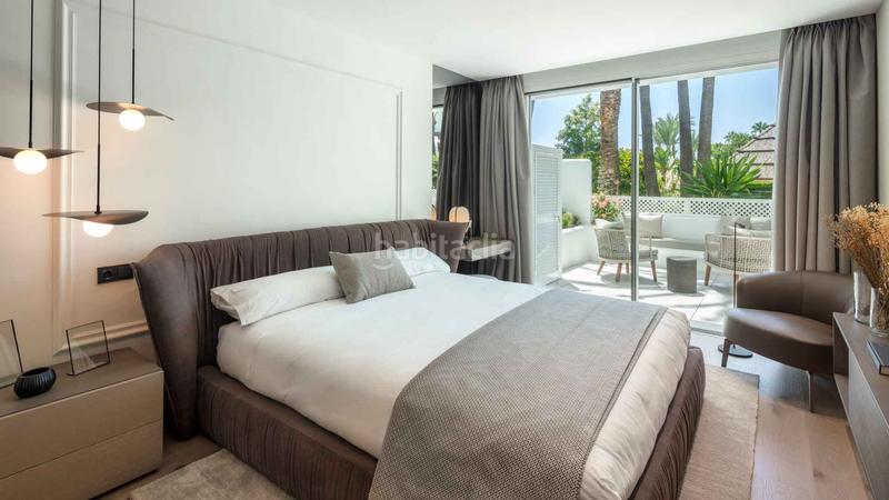 Foto f3eb565f-2a69-4510-a2ee-ab350f9a2007. Apartamento  completamente renovado en marina Puente Romano en venta en Marbella
