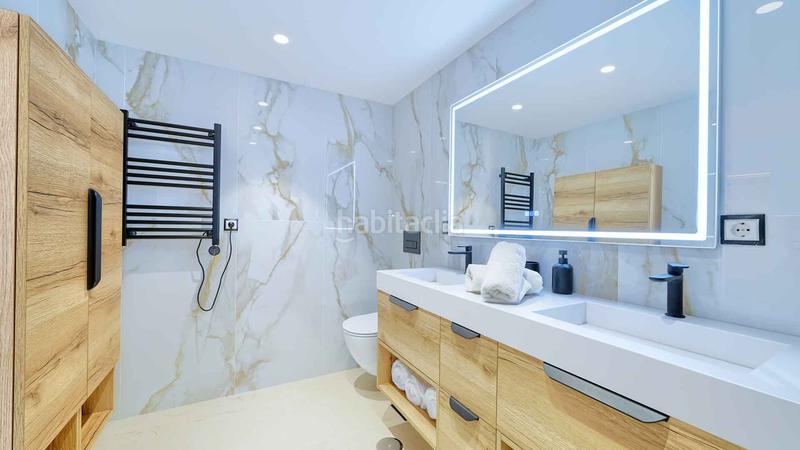 Foto b9dd6105-1dfa-43e4-82d0-eb4c38da203f. Apartamento  centro a la venta en Playa Bajadilla - Puertos Marbella