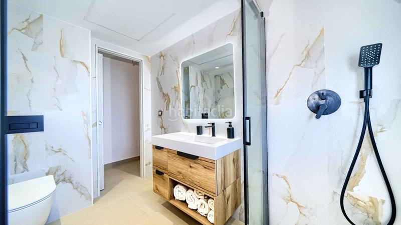 Foto e2a5341a-9a9a-48ca-8600-60f01cd62f0e. Apartamento  centro a la venta en Playa Bajadilla - Puertos Marbella