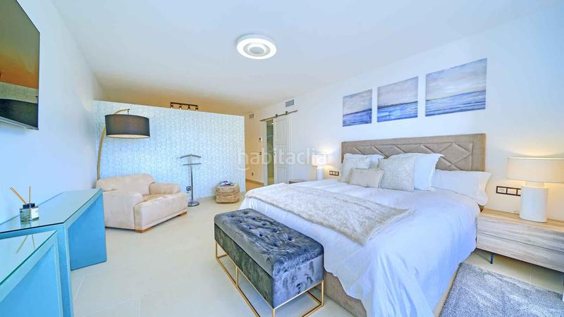 Foto e94b5222-f57a-416f-8efa-08539666dcb3. Apartamento  centro a la venta en Playa Bajadilla - Puertos Marbella
