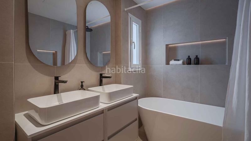 Foto 62afcb5d-5b3a-4cec-adb6-ca6522bef4df. Ático  en Puerto Banús en primera línea con vistas panorámicas en venta en Marbella