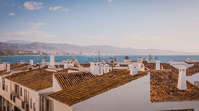 Foto f5f9ba67-e905-4d59-aa3c-1ed88d1361f0. Ático  en Puerto Banús en primera línea con vistas panorámicas en venta en Marbella