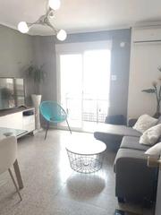 Pis  Carrer de baix de la mar. Piso para entrar a vivir con terraza en nazaret a unos minutos d