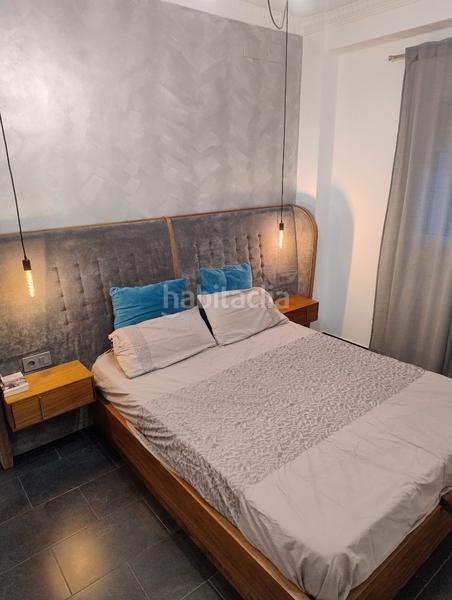 Foto b1c9e3e2-b074-4a09-ac4b-bf3a701d6ddc. Pis a Benetússer