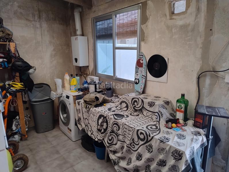 Foto d2a80e6a-09ee-4586-a262-e2f941422458. Pis a Benetússer