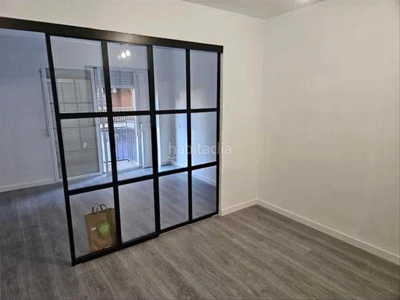 Foto 21fff0fd-42cc-4dc9-9e17-6de7eca36278. Pis a Torrefiel Valencia