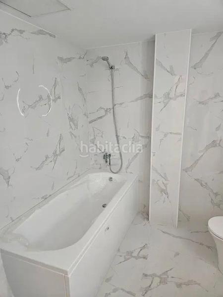 Foto b43c8db7-3a60-4c96-b932-6bb8de1aa070. Pis a Torrefiel Valencia