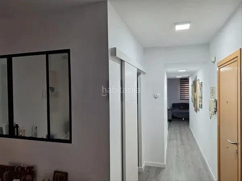 Foto c7cf56c7-9cce-46d1-b21e-481542fb934a. Pis a Torrefiel Valencia