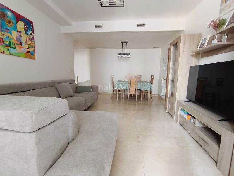 Foto fb44d3f6-b4b7-40d5-a466-59bccfdd8034. Pis amb calefacció piscina a Parc Central Torrent