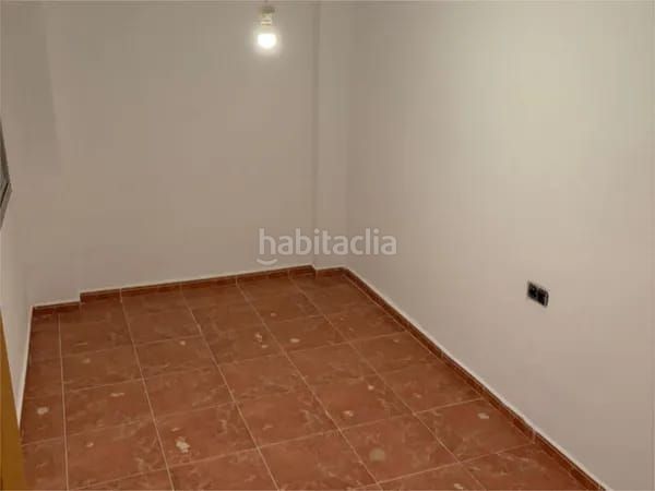 Foto 0abf5a8f-e5cc-4cb2-b64b-ef2ab4d9aacc. Pis a carrer de vicente lópez 27 a Silla