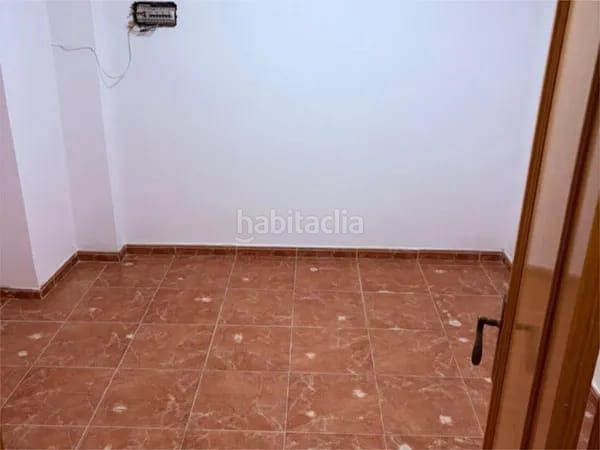 Foto 5993da34-38fd-4301-a4b8-5e1a106528a7. Pis a carrer de vicente lópez 27 a Silla
