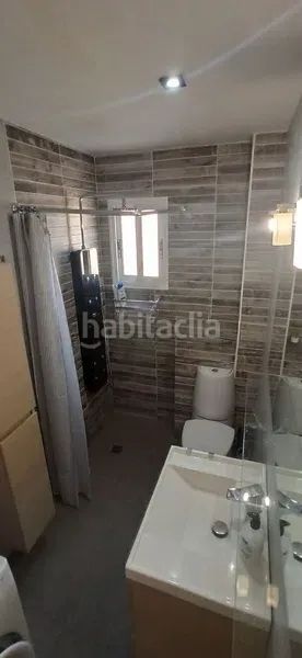 Foto fc601ce1-249f-4a7f-a673-8a28c343e88d. Pis a Centro puerto Sagunt