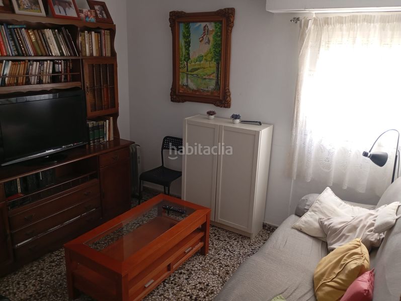 Foto ae63c9ff-282b-4fb6-b920-daa1578e9bda. Pis a Centro Xirivella