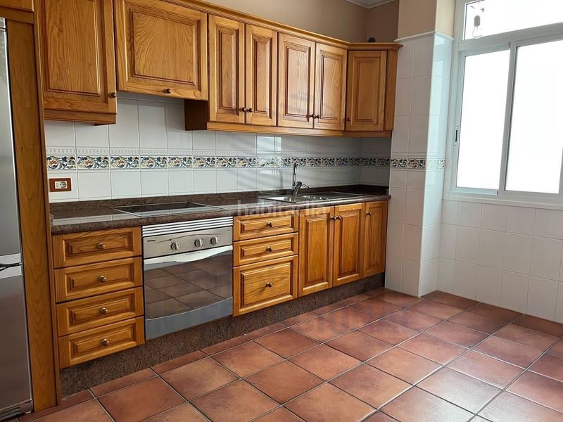 Foto 9ab3facf-dde6-4ebb-8260-b1aac014a56e. Àtic a Zona Martiánez Puerto de la Cruz