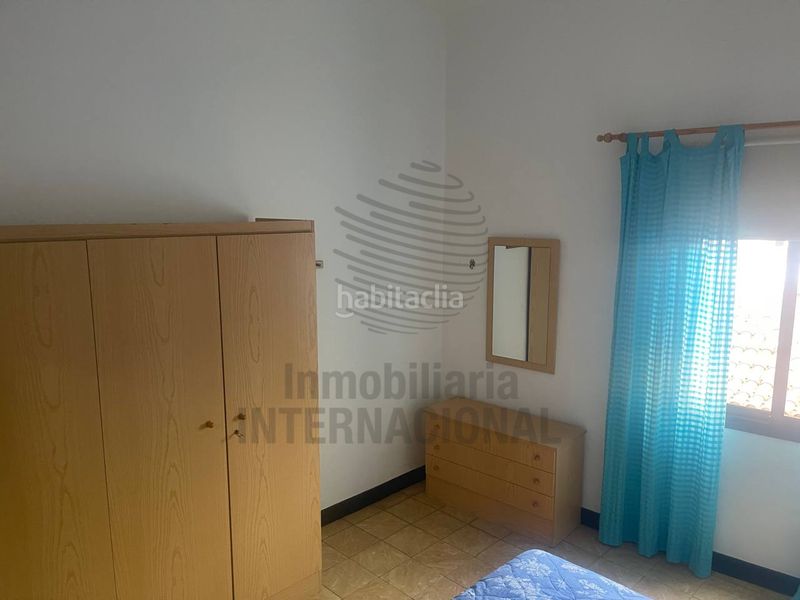 Foto d6ba2c9f-c484-4125-85e3-3bb3d9b1f947. Casa adosada en Guancha (La)