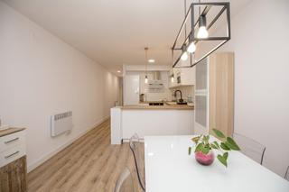 Casa adossada a Anglès. Casa completamente reformada con 3 terrazas y placas solares fre