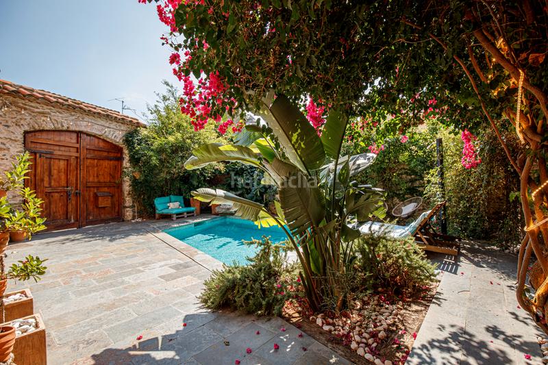 Foto 0059c799-3e49-49be-a8e8-a3061008347c. House with fireplace pool in Palau-saverdera