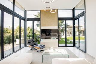 Casa a Navata. Villa única en el golf de torremirona