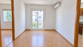 Pis a La Verneda - La Pau. Piso exterior de 3 dormitorios con ascensor