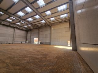 Miete Fabrikhalle in Carrer arquímedes 12. Fantastico nave industrial nueva  de 2300 mts  en poligono almed
