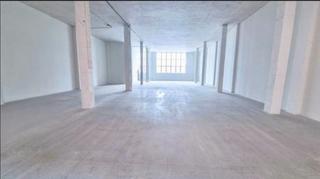 Miete Fabrikhalle in Carrer de leonardo da vinci 62. Nave de 1180 mts en tres plantas más terraza superior  en zona p