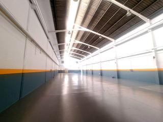 Miete Fabrikhalle in Carrer de ramon casas 19. Nave industrial de 800  m² + altillo – posibilidad de ampliación