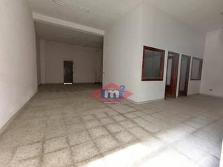 Local commercial à Salceda de Caselas. Local en venta en salceda de caselas