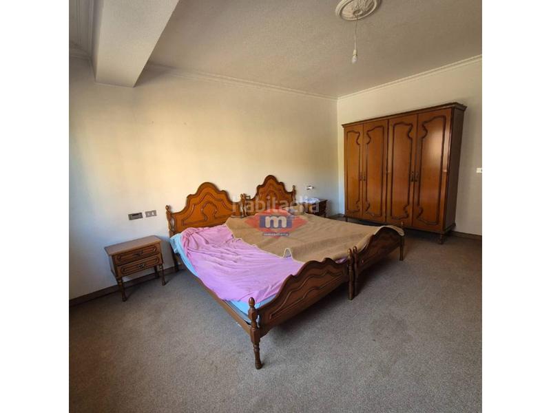 Foto b015966c-04cc-4b55-acc1-9b53ce3f3a00. Edificio  en venta en Salceda de Caselas