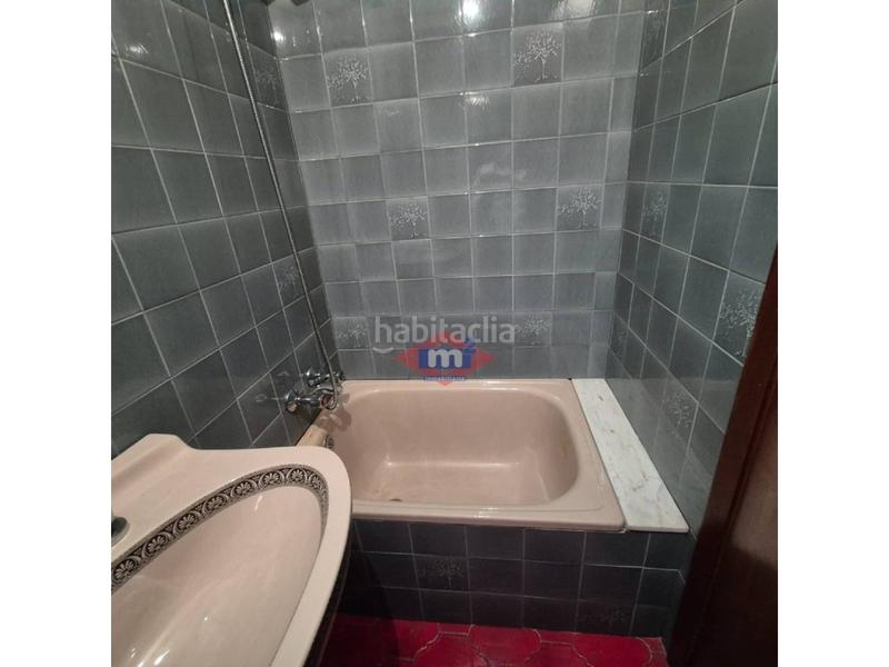 Foto b41db638-51bb-40c1-8060-d718b04ccd69. Edificio  en venta en Salceda de Caselas