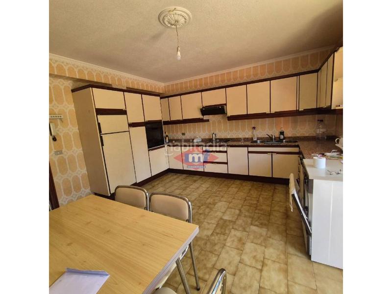 Foto f01cf8cd-cded-439a-89c2-3cad603d962e. Edificio  en venta en Salceda de Caselas