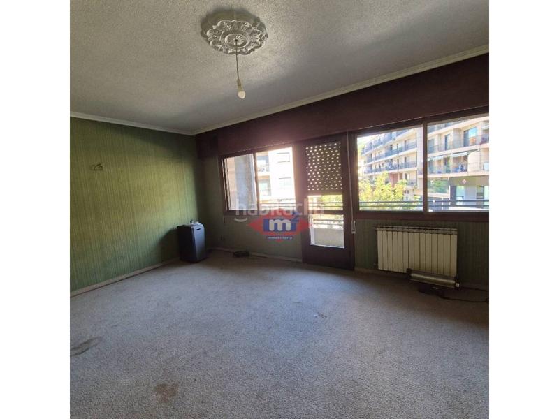Foto fcdeeaf1-034e-4bc6-a409-14af7bc95dbb. Edificio  en venta en Salceda de Caselas