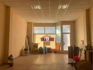 Alquiler Local Comercial  1. Alquiler de local comercial en ponteareas