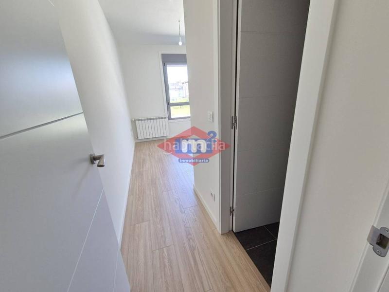 Foto 53a99d49-2f26-42a7-b93f-a26840b44d2e. Pis amb calefacció aparcament a Salvaterra de Miño