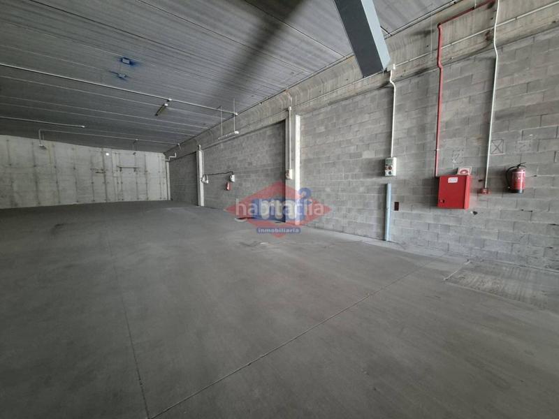 Foto b8ed1bb8-7b53-48a1-b336-ab6df877814d. Location bâtiment à usage industriel dans Mos