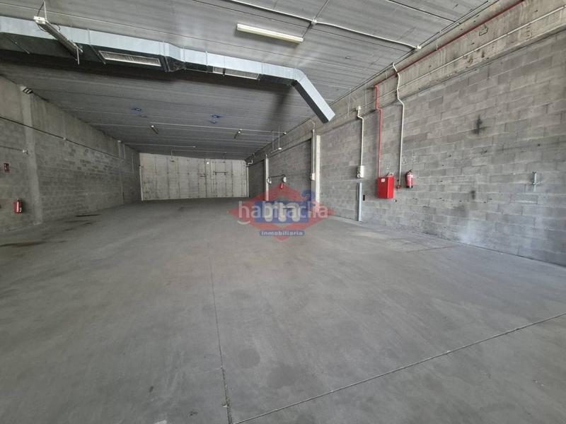 Foto c5fbf70c-d19a-46b8-b808-246d485deb38. Location bâtiment à usage industriel dans Mos