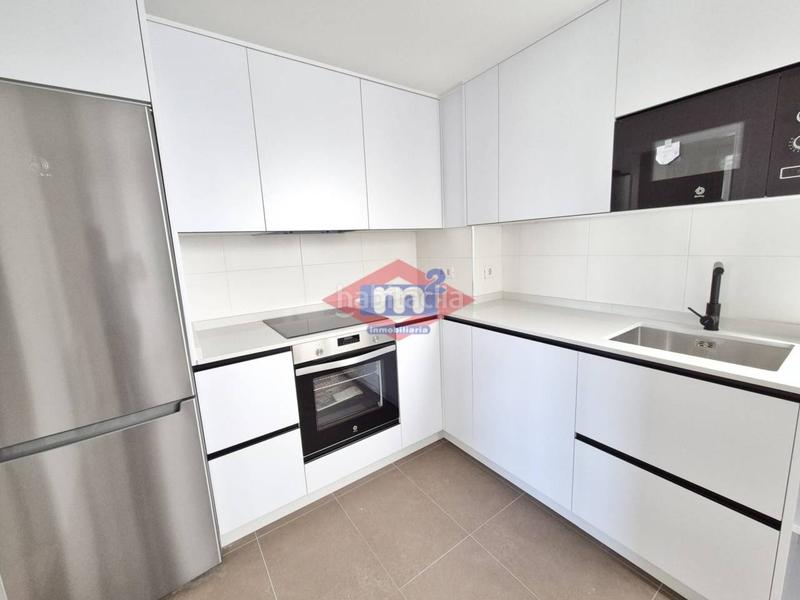 Foto 00ac1fd6-8a0a-49eb-8ce9-a84632c5e6b2. Pis amb calefacció aparcament a Salvaterra de Miño