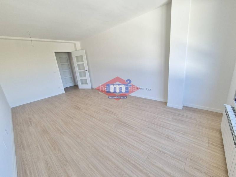 Foto f8dc0a83-c445-4978-8900-bc985c2cd5ee. Pis amb calefacció aparcament a Salvaterra de Miño